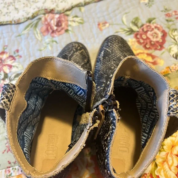 Dingo Black Snake Print Ankle Booties - Picture 6 of 6